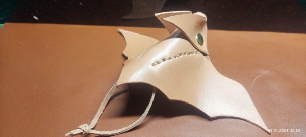 DIY Leather Keychain Pattern - Bat Design PDF Template - Зображення 2