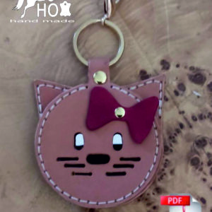 Cut out of a keychain made of leather mirror cat - Digital Pattern PDF