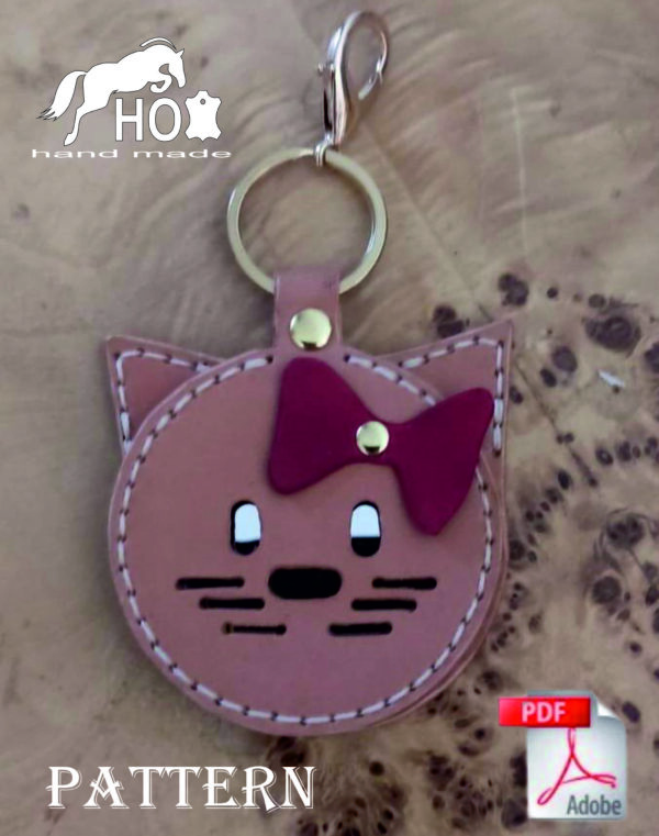 Cut out of a keychain made of leather mirror cat - Digital Pattern PDF